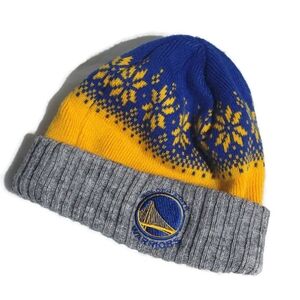 NBA Mitchell & Ness Golden State Warriors beanie.